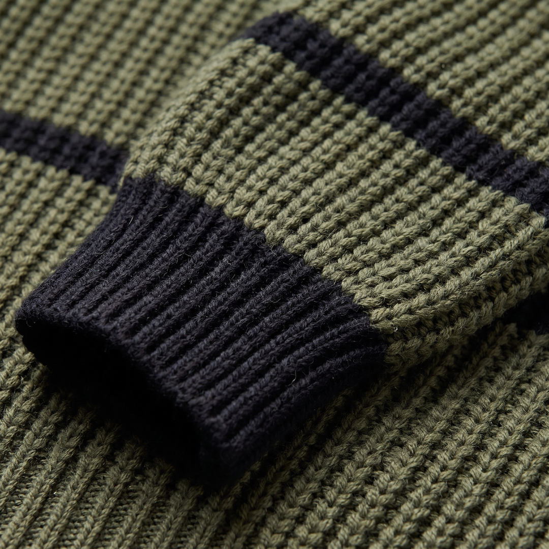 Sweter w paski ze stojącym kołnierzem Serelle