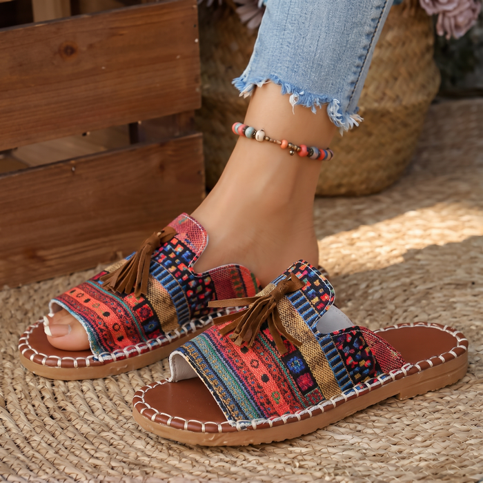 Klapki TAMARLEY BOHO z frędzlami